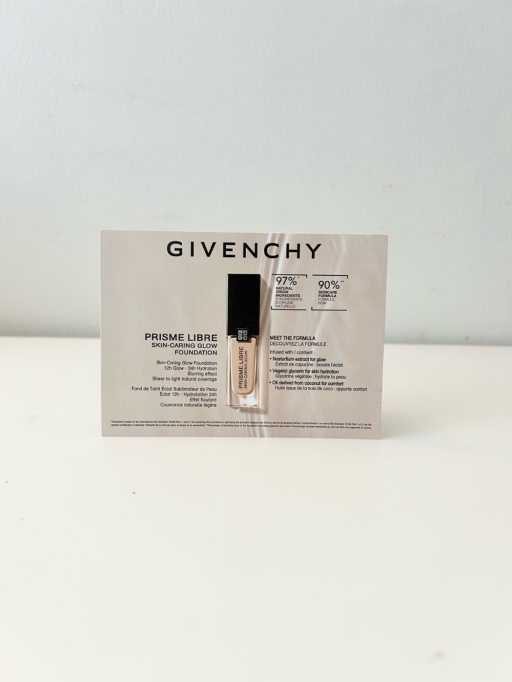 🌸GIVENCHY Prisme Libre Skin-Caring Glow Foundation Sample